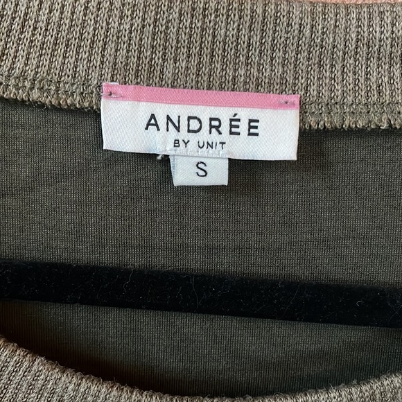 Andrée by Unit sweater - Size Small - Picture 4 of 4